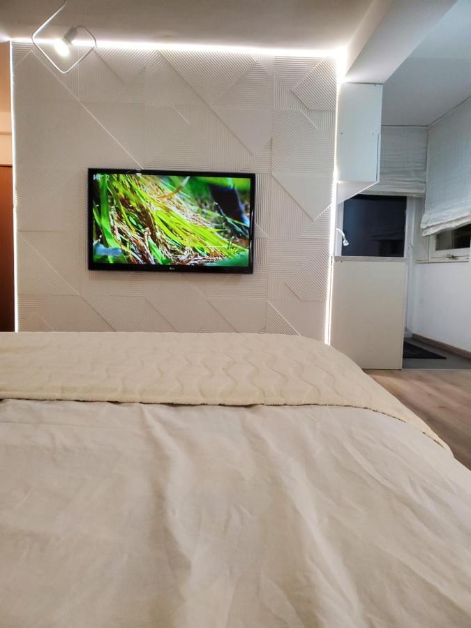 Sleep And Drive White Apartamento Sarajevo Exterior foto